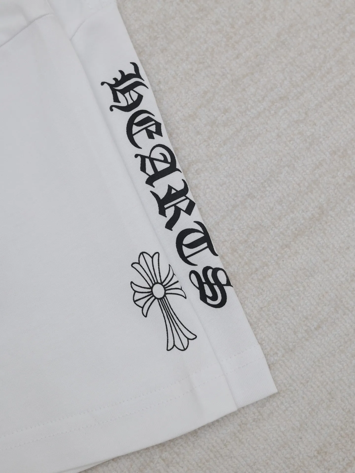 🅿️280 Chrome Hearts*/Chrome Hearts 25 new shadow cross short-sleeved T-shirt. The fabric is made of 26-woven 200g cotton, and the printing is hand-printed with glue. Size: S/M/L